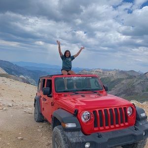 Meet your Posher, Macey